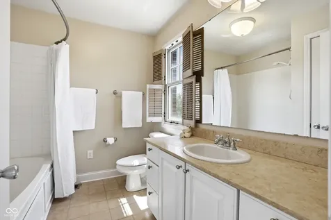 308 E 10th Street Indianapolis IN 46202