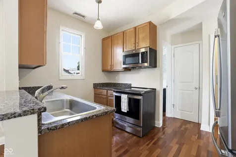 308 E 10th Street Indianapolis IN 46202