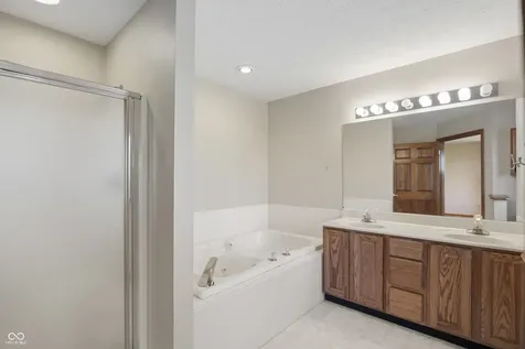 5577 N Beech Tree Drive Greenfield IN 46140