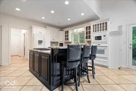 4610 Hickory Court Zionsville IN 46077