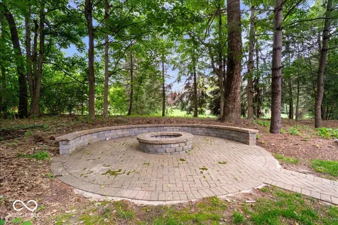 4610 Hickory Court Zionsville IN 46077