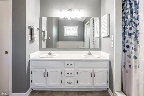 2314 Calaveras Way Indianapolis IN 46240