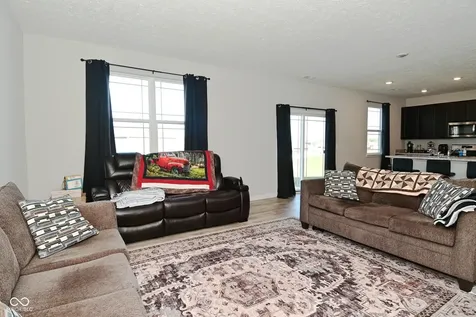 2976 W Tapestry Drive Monrovia IN 46157