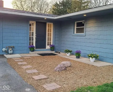 6834 N Oxford Street Indianapolis IN 46220