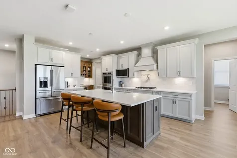 9381 Coopers Lane Mccordsville IN 46055