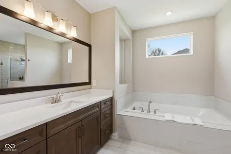 9381 Coopers Lane Mccordsville IN 46055