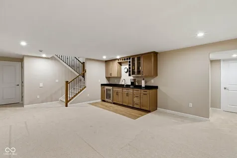 9381 Coopers Lane Mccordsville IN 46055