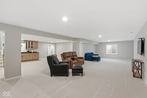 9381 Coopers Lane Mccordsville IN 46055