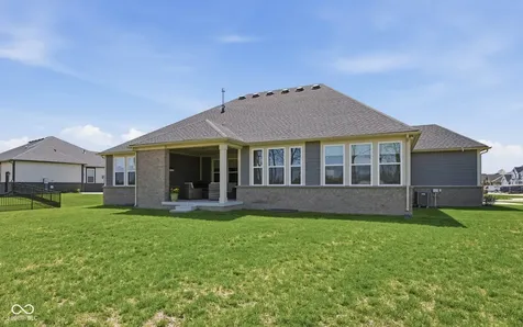 9381 Coopers Lane Mccordsville IN 46055
