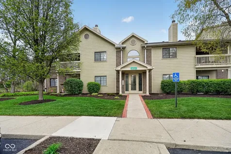 8830 Yardley Court Indianapolis IN 46268