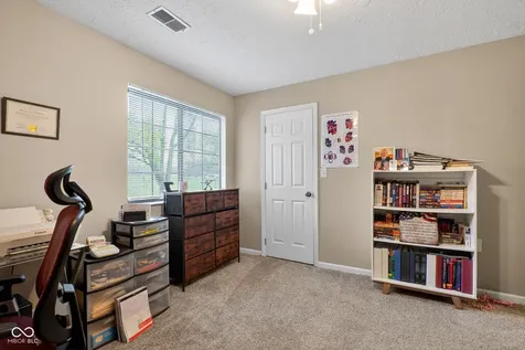 8830 Yardley Court Indianapolis IN 46268
