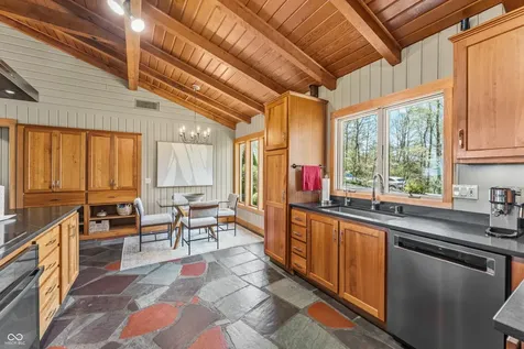488 Town Hill Road E Nashville IN 47448