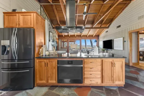 488 Town Hill Road E Nashville IN 47448