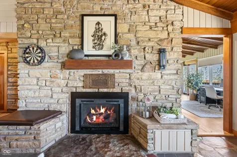 488 Town Hill Road E Nashville IN 47448