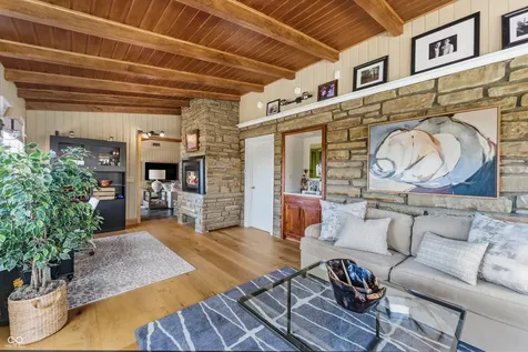 488 Town Hill Road E Nashville IN 47448