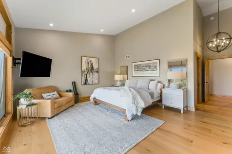 488 Town Hill Road E Nashville IN 47448