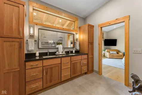 488 Town Hill Road E Nashville IN 47448