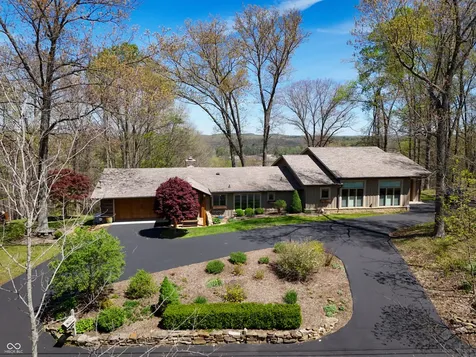 488 Town Hill Road E Nashville IN 47448