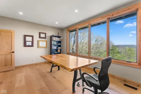 488 Town Hill Road E Nashville IN 47448