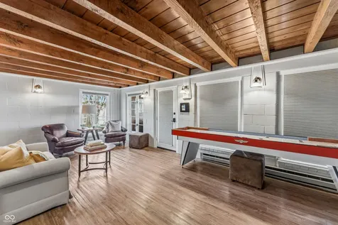 488 Town Hill Road E Nashville IN 47448