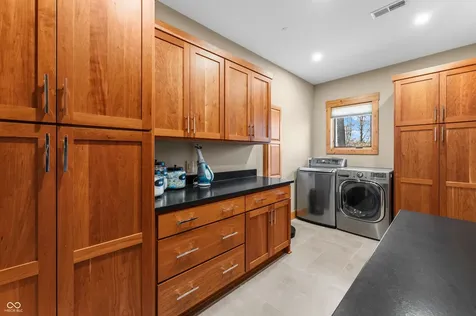 488 Town Hill Road E Nashville IN 47448