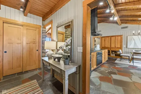 488 Town Hill Road E Nashville IN 47448