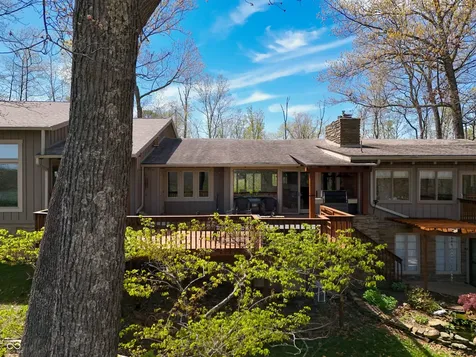 488 Town Hill Road E Nashville IN 47448