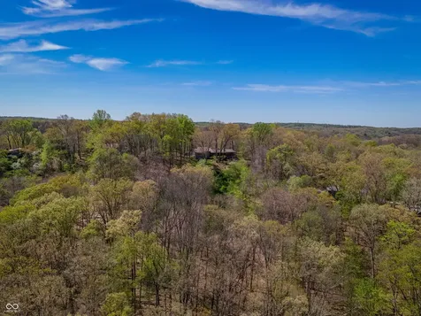 488 Town Hill Road E Nashville IN 47448