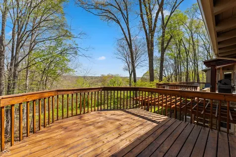 488 Town Hill Road E Nashville IN 47448