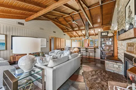 488 Town Hill Road E Nashville IN 47448