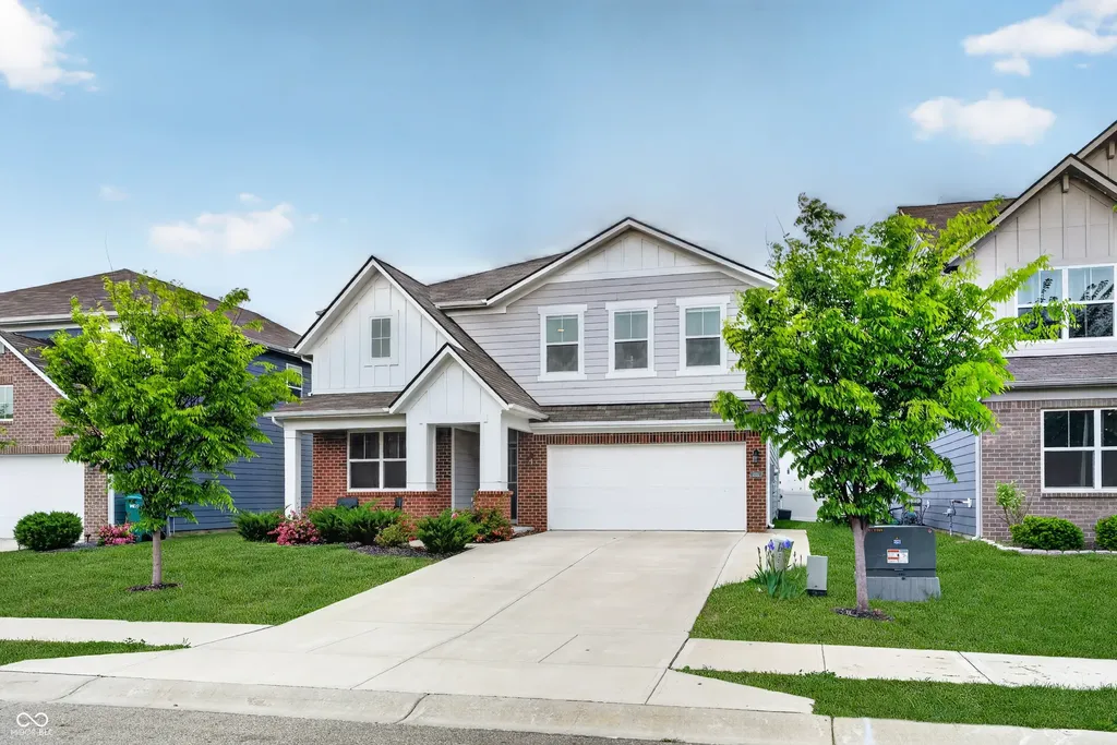 2321 S Bingham Place New Palestine IN 46163