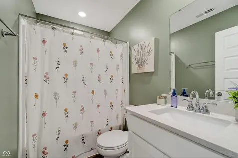 2321 S Bingham Place New Palestine IN 46163