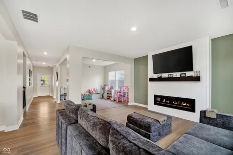 2321 S Bingham Place New Palestine IN 46163