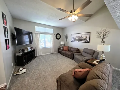 4231 Saffron Drive Indianapolis IN 46237