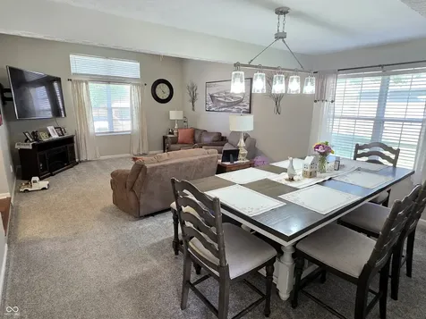 4231 Saffron Drive Indianapolis IN 46237