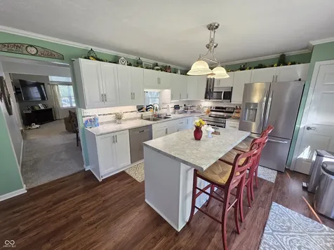 4231 Saffron Drive Indianapolis IN 46237