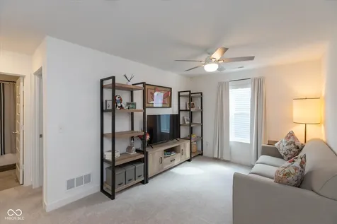 11726 Melnick Lane Indianapolis IN 46239