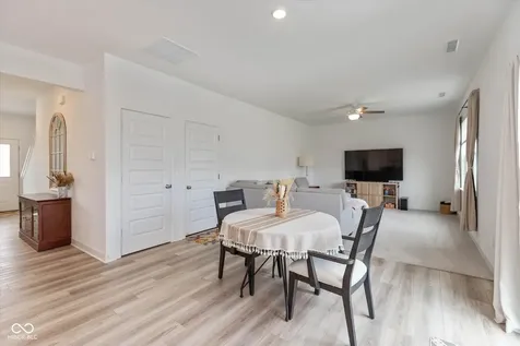 11726 Melnick Lane Indianapolis IN 46239