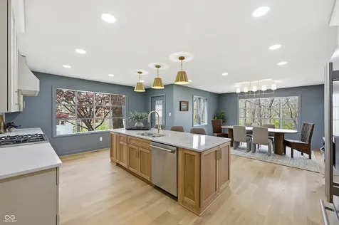 6908 Creekridge Trail Indianapolis IN 46256
