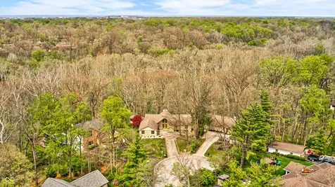6908 Creekridge Trail Indianapolis IN 46256