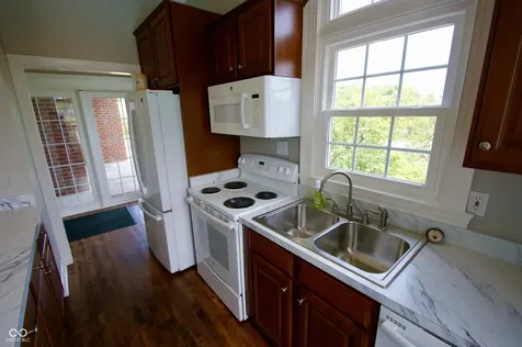 4236 Statesmen Drive Indianapolis IN 46250