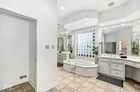 350 Millridge Drive Indianapolis IN 46290