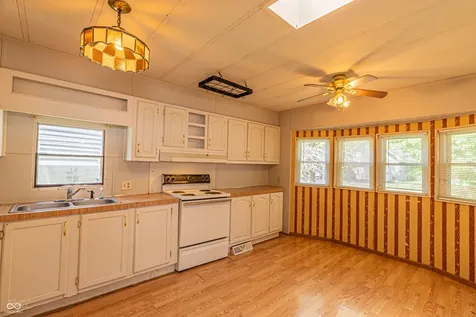 363 Gentlemen Place Cloverdale IN 46120
