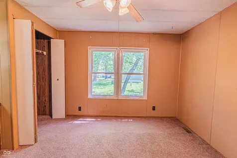 363 Gentlemen Place Cloverdale IN 46120