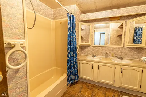 363 Gentlemen Place Cloverdale IN 46120