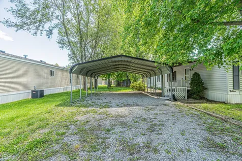 363 Gentlemen Place Cloverdale IN 46120