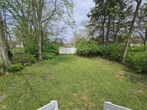 2002 E Highland Avenue Muncie IN 47303