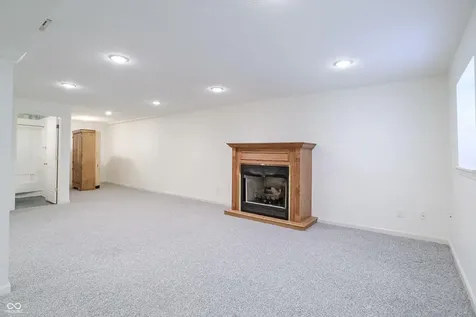 5442 Milroy Road Indianapolis IN 46216