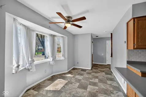 8516 Palm Court Indianapolis IN 46219