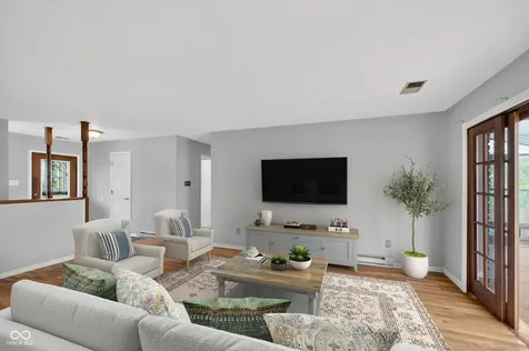 8516 Palm Court Indianapolis IN 46219